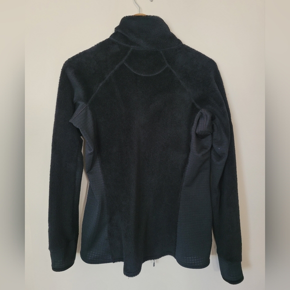 Patagonia women's R2 hoodie - Picture 6 of 10